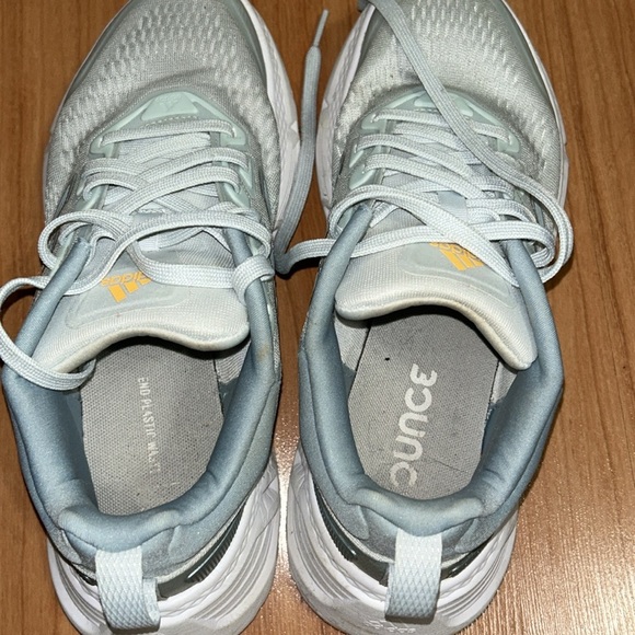 Adidas Womens 9 Questar Cloudfoam Rubber Sole Lace-Up Running Shoes - Picture 4 of 7